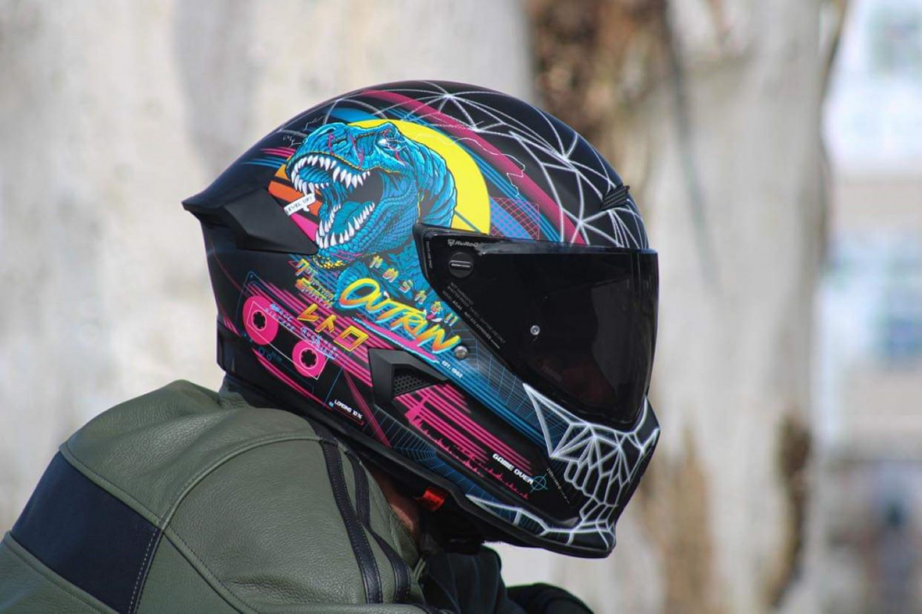 Ruroc Atlas 4.0 Helmet (product review) - Exhaust Notes Australia